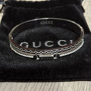 Gucci Black and Silver Bangle